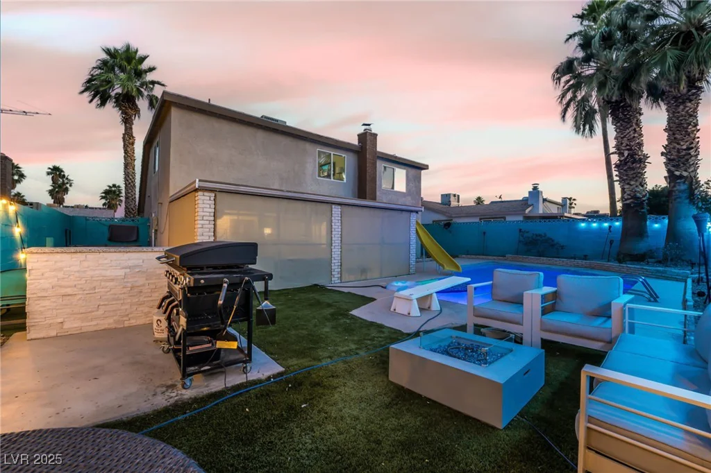 7018 Berkshire, Las Vegas, NV 89147
