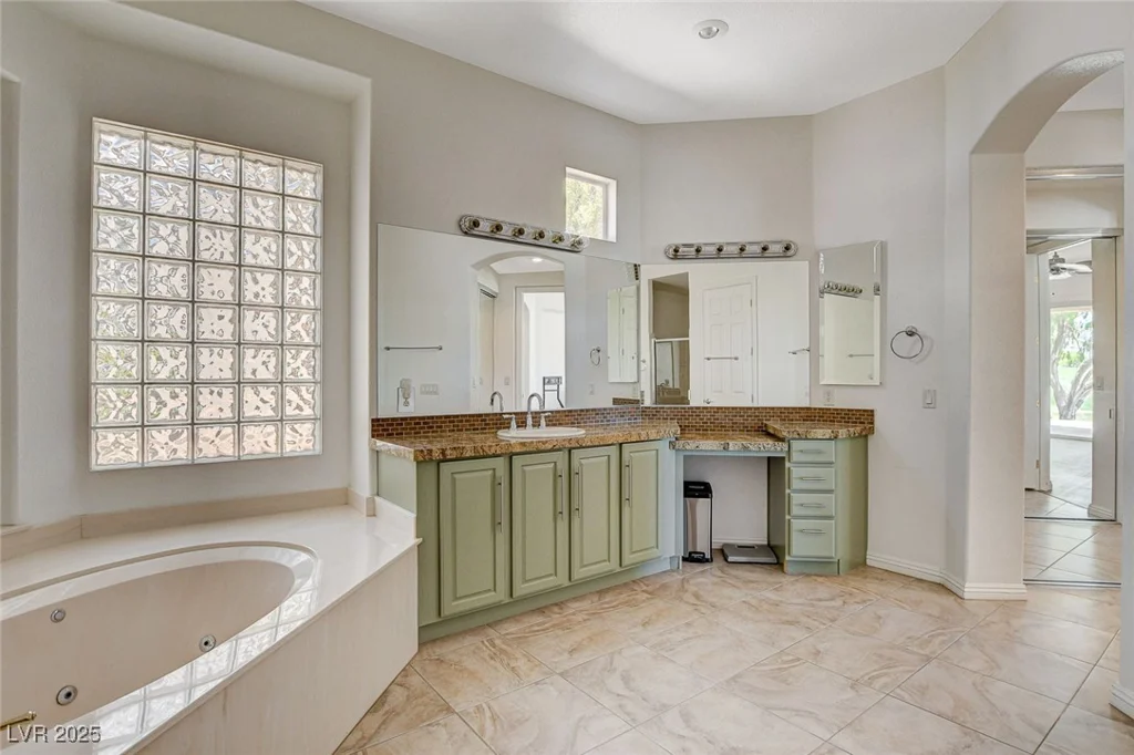10562 Cerotto, Las Vegas, NV 89135