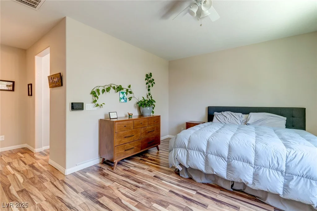 8232 Silver Vine, North Las Vegas, NV 89085