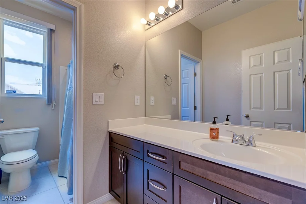 8232 Silver Vine, North Las Vegas, NV 89085