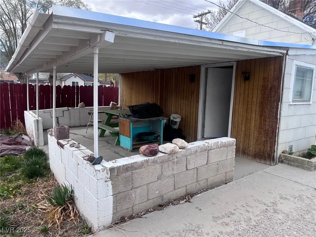 1121 Lyons Ave, Ely, NV 89301