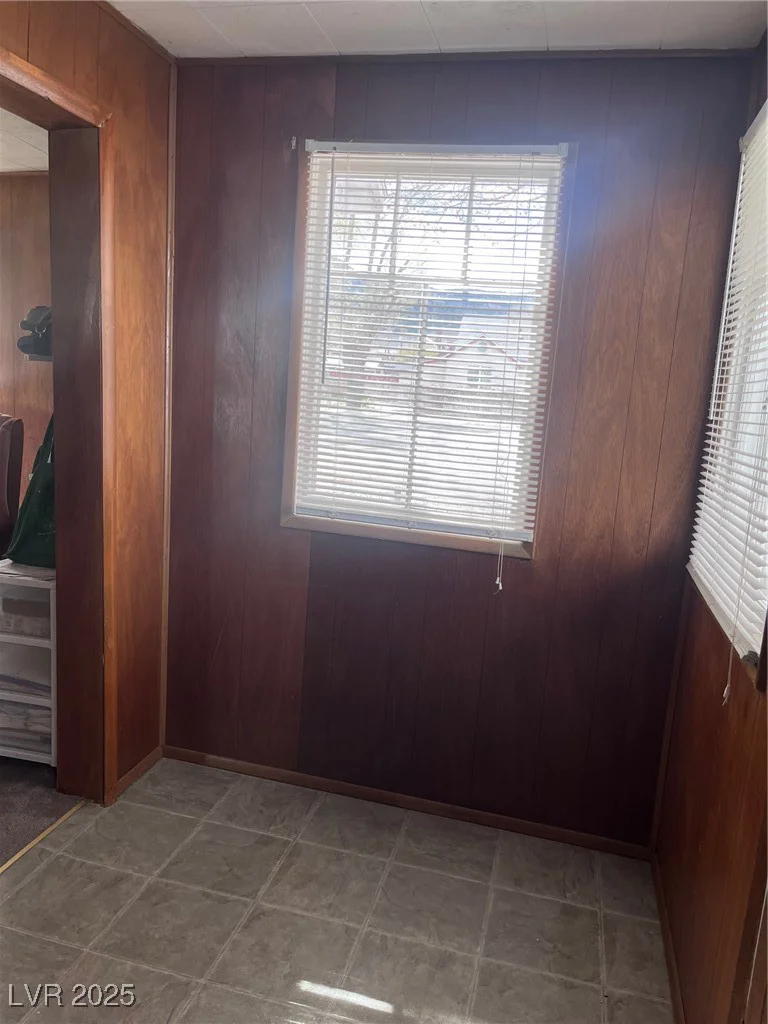 1121 Lyons Ave, Ely, NV 89301