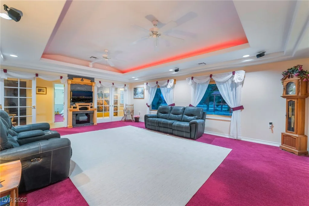 6931 Leon, Las Vegas, NV 89131