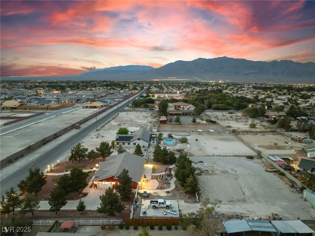 6931 Leon, Las Vegas, NV 89131