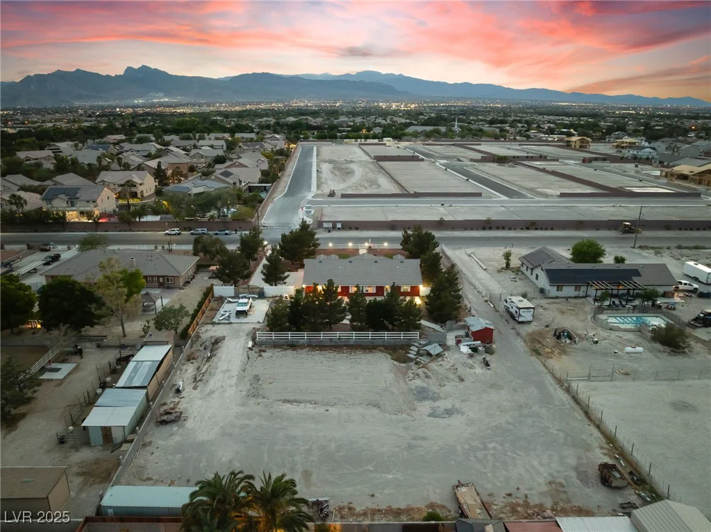 6931 Leon, Las Vegas, NV 89131