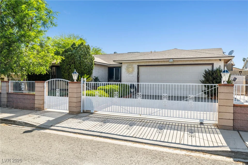5181 Morris, Las Vegas, NV 89122