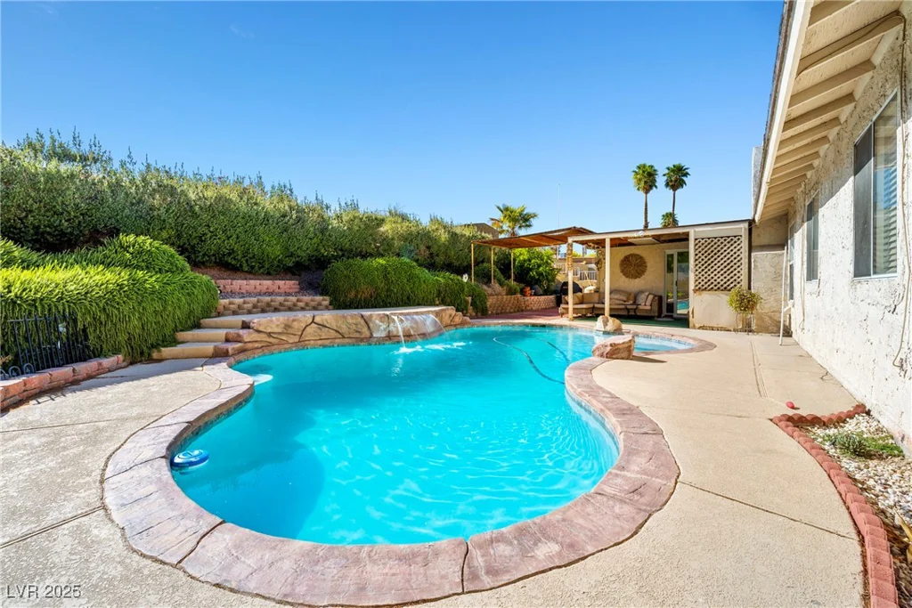 5181 Morris, Las Vegas, NV 89122