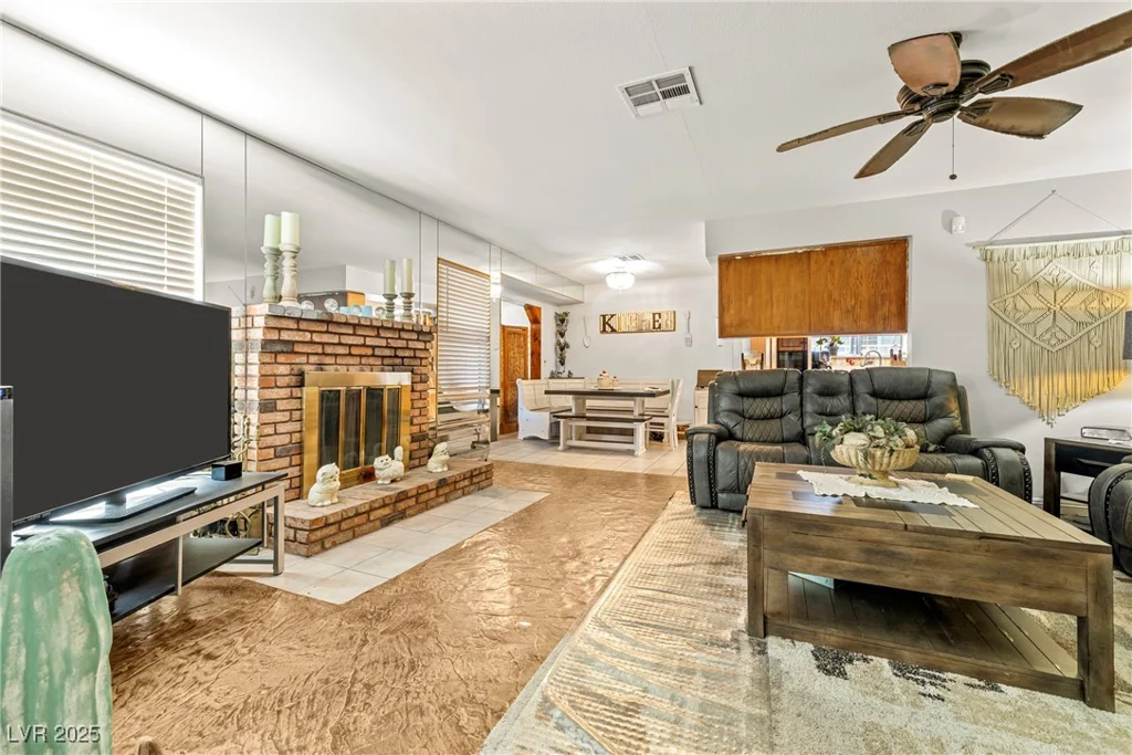 5181 Morris, Las Vegas, NV 89122
