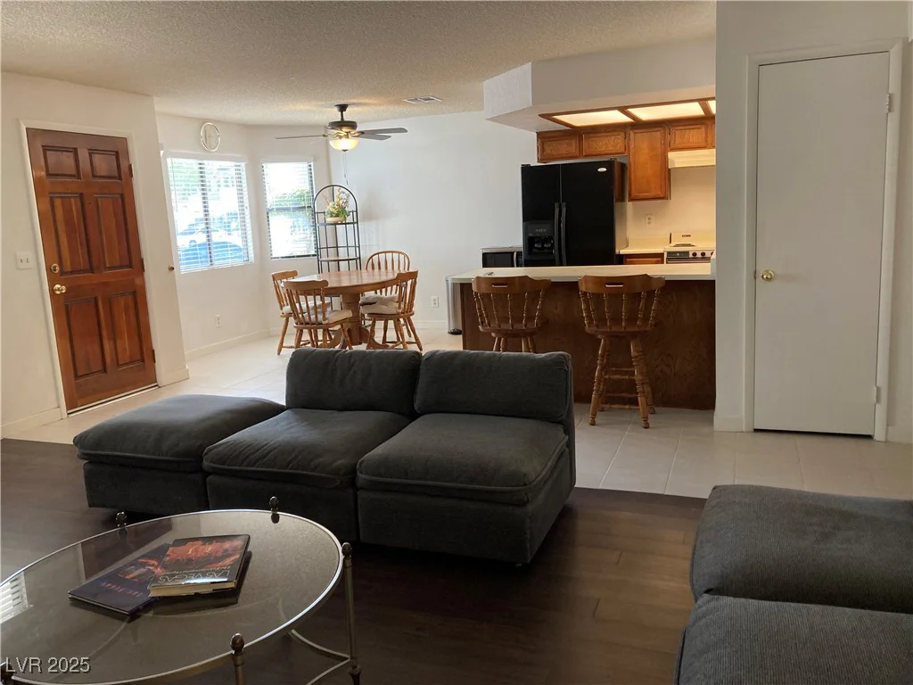 2704 Otter Creek, Las Vegas, NV 89117