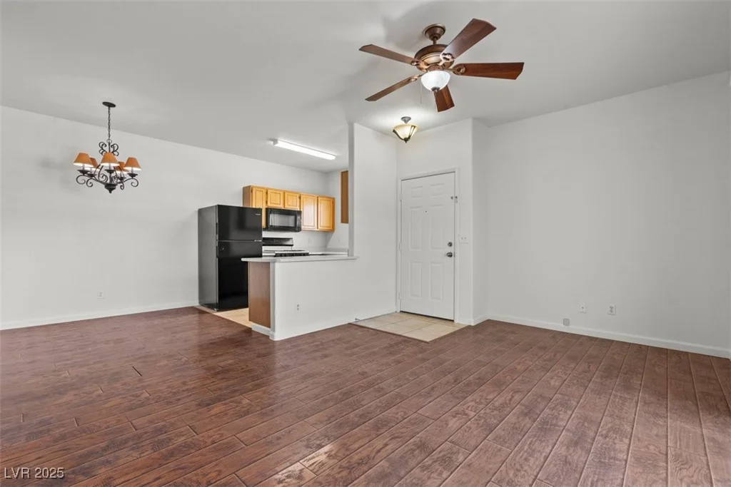 5655 Sahara, Las Vegas, NV 89142