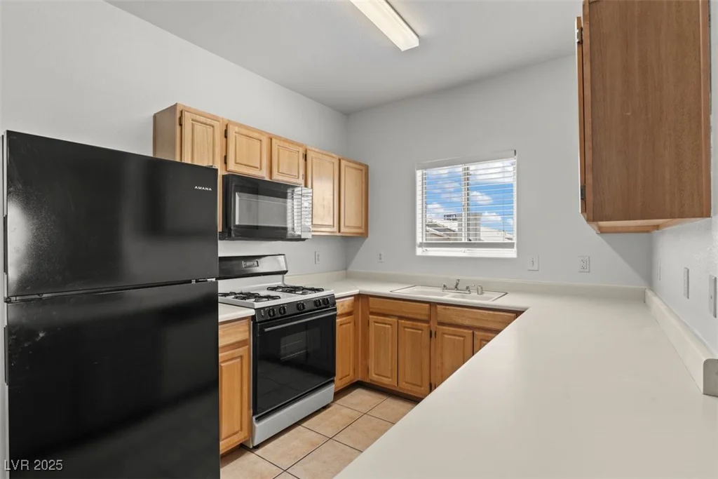 5655 Sahara, Las Vegas, NV 89142