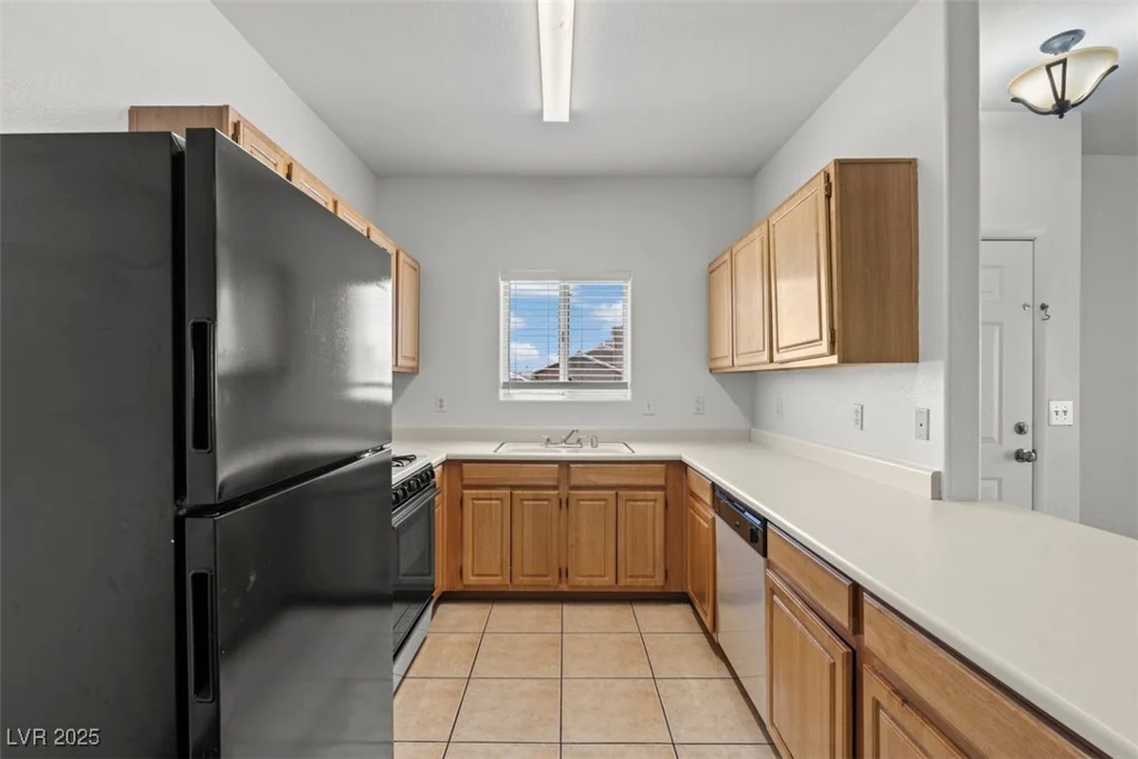 5655 Sahara, Las Vegas, NV 89142