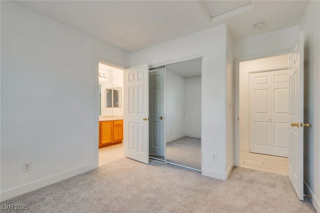 8824 Charm Canyon, Las Vegas, NV 89178