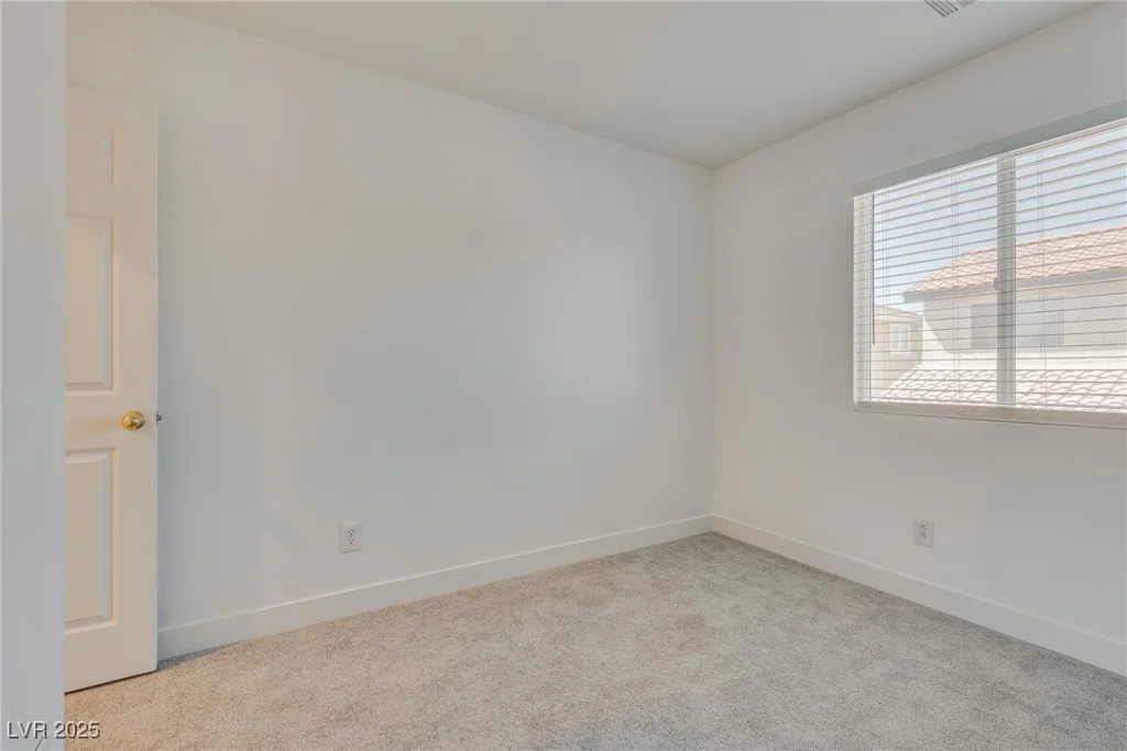 8824 Charm Canyon, Las Vegas, NV 89178