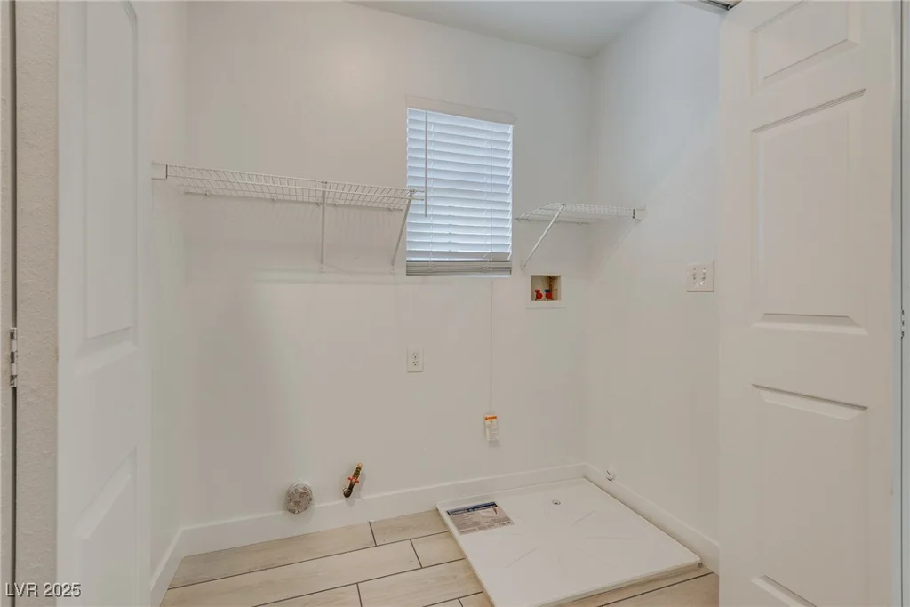 8824 Charm Canyon, Las Vegas, NV 89178