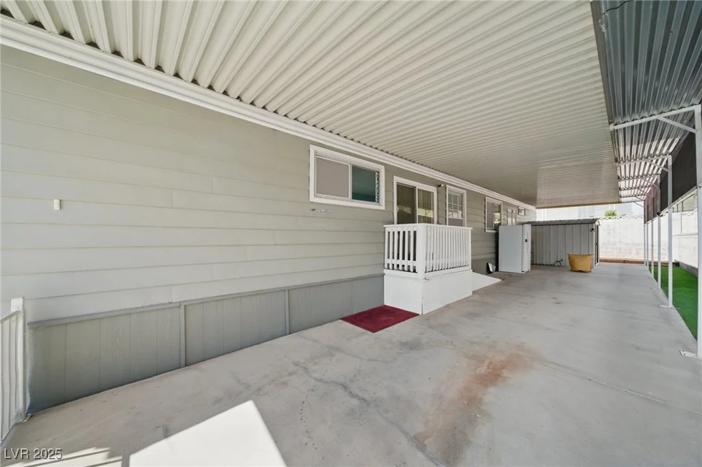4619 Royal Ridge, Las Vegas, NV 89103