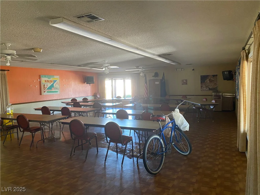 4619 Royal Ridge, Las Vegas, NV 89103