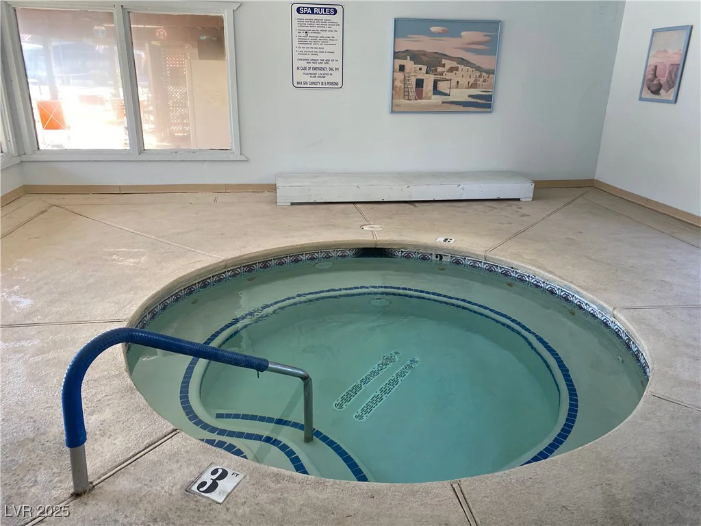 4619 Royal Ridge, Las Vegas, NV 89103