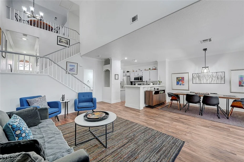 5221 Tropical Peach, Las Vegas, NV 89118