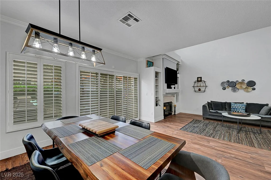 5221 Tropical Peach, Las Vegas, NV 89118