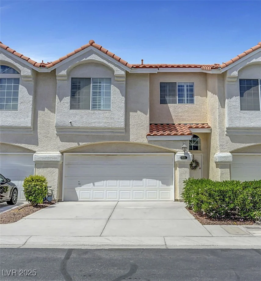 5221 Tropical Peach, Las Vegas, NV 89118