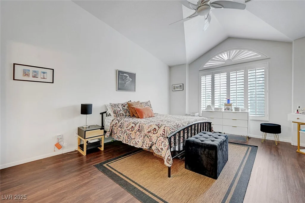 5221 Tropical Peach, Las Vegas, NV 89118