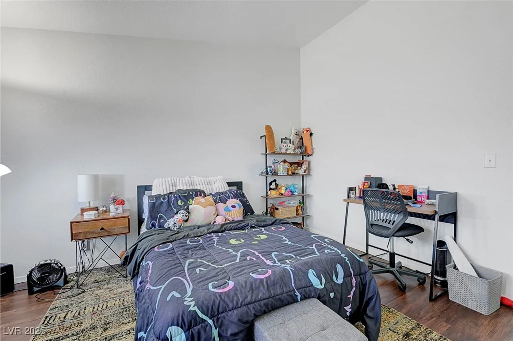5221 Tropical Peach, Las Vegas, NV 89118