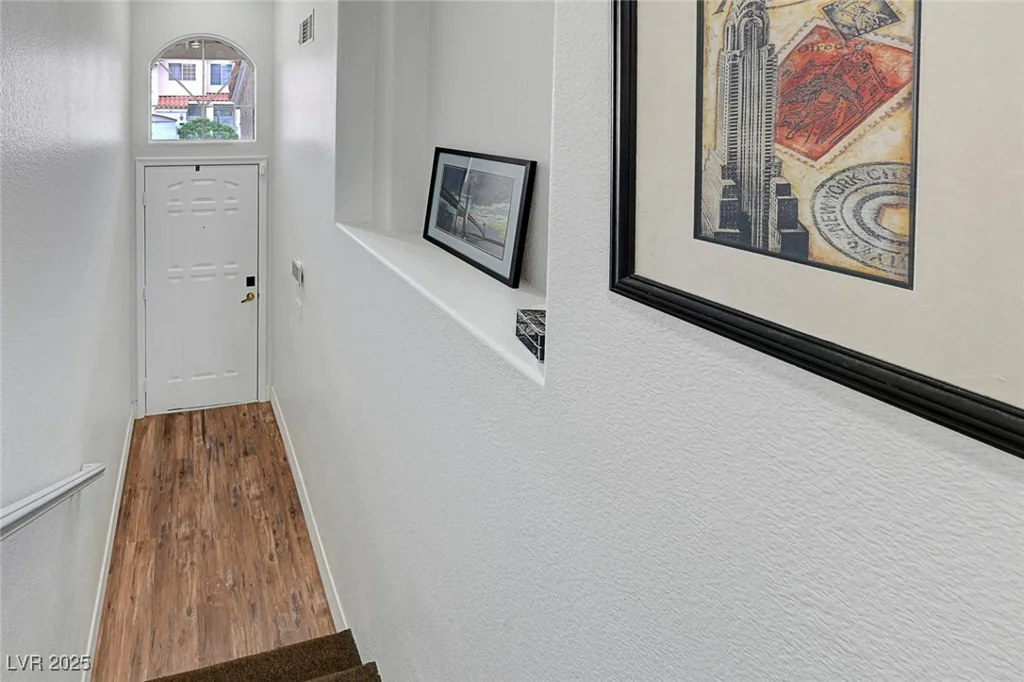 5221 Tropical Peach, Las Vegas, NV 89118