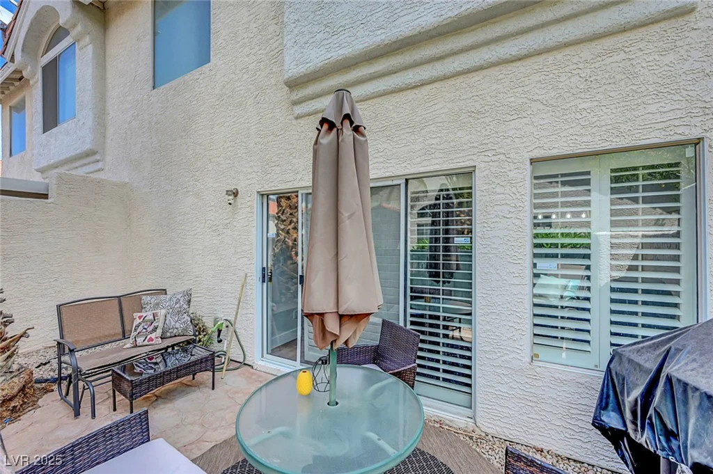 5221 Tropical Peach, Las Vegas, NV 89118