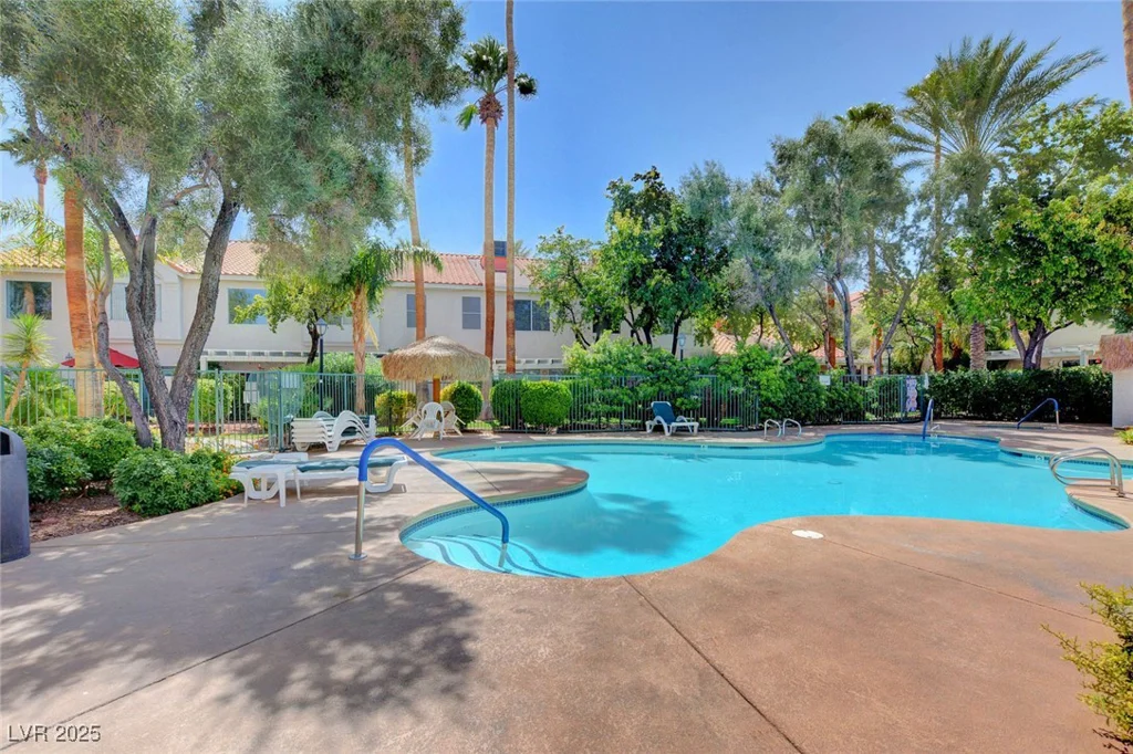 5221 Tropical Peach, Las Vegas, NV 89118