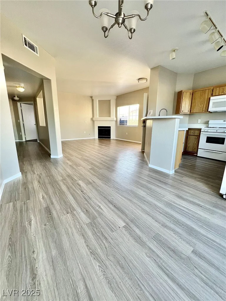 1881 Alexander, North Las Vegas, NV 89032