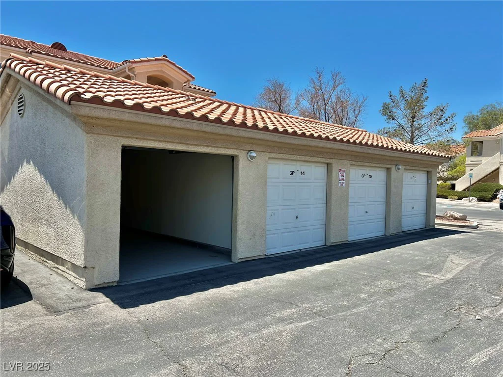 1881 Alexander, North Las Vegas, NV 89032
