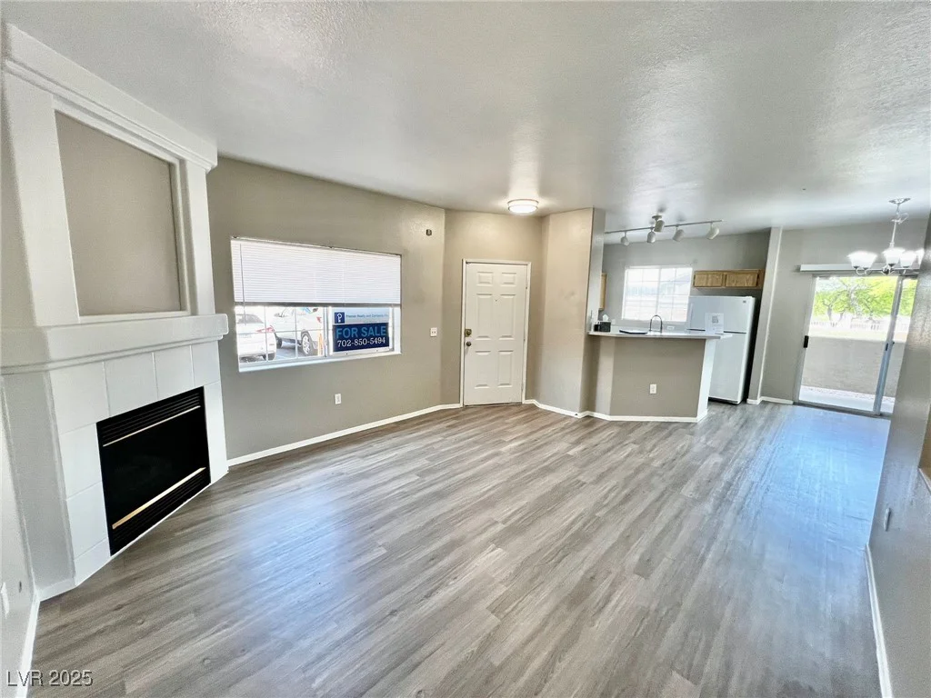1881 Alexander, North Las Vegas, NV 89032