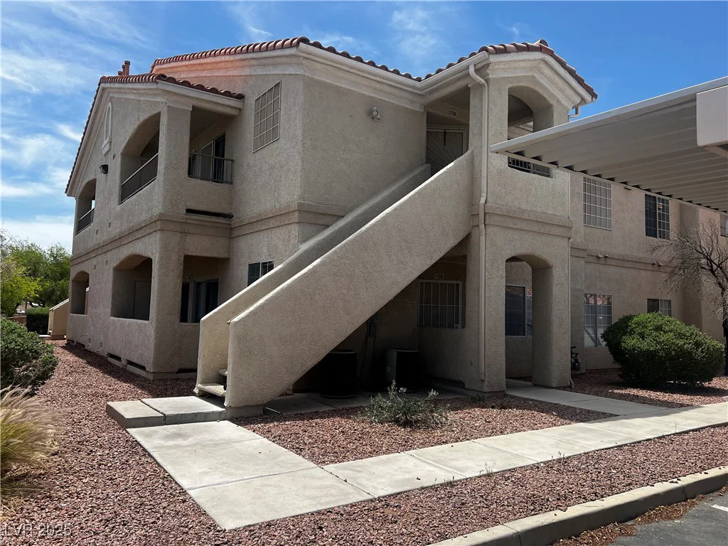 1881 Alexander, North Las Vegas, NV 89032