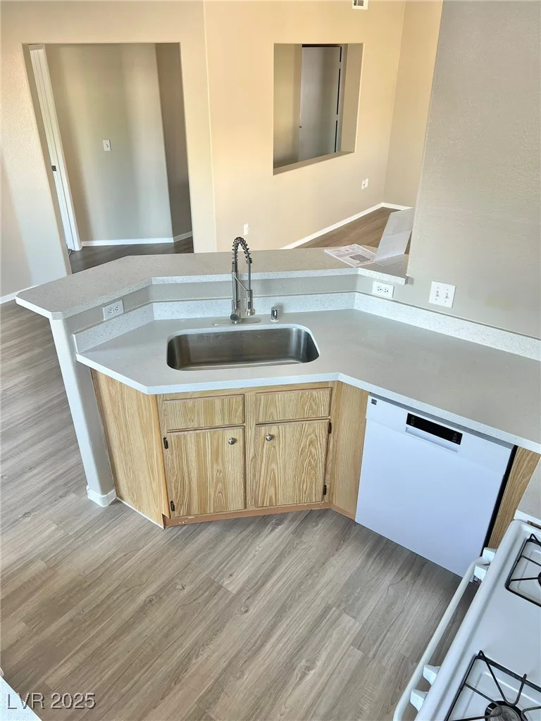 1881 Alexander, North Las Vegas, NV 89032