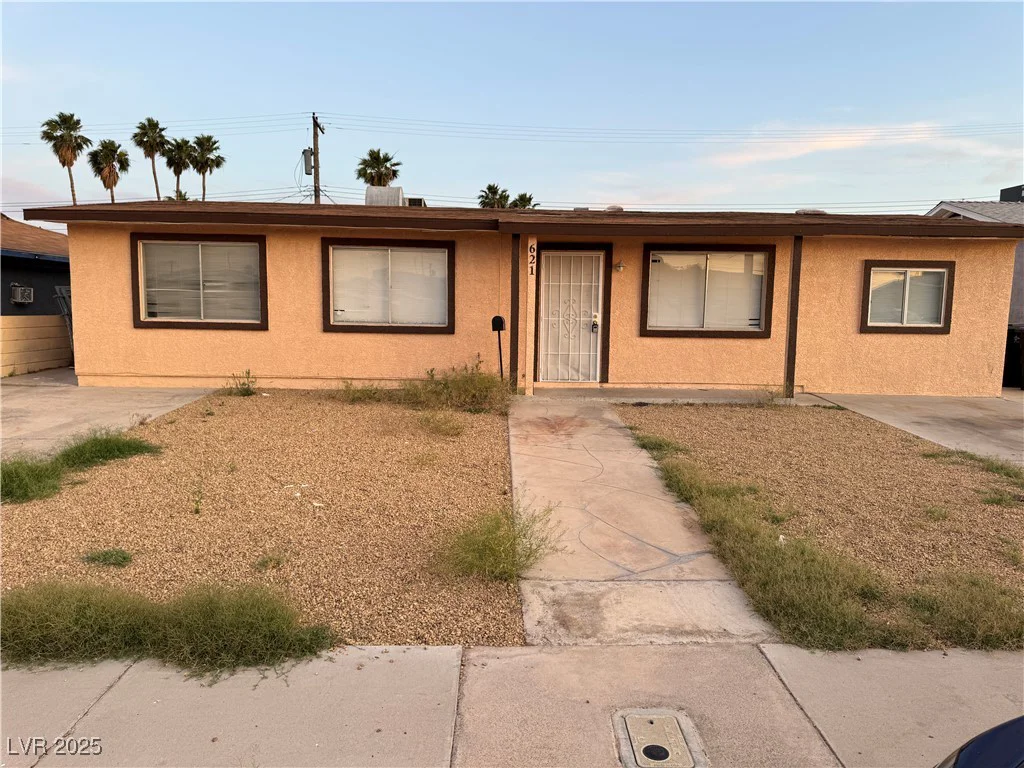 621 Van Ert, North Las Vegas, NV 89030