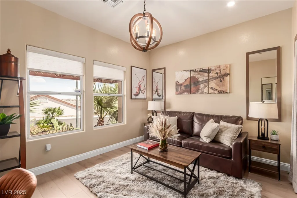 10713 Shoalhaven, Las Vegas, NV 89134