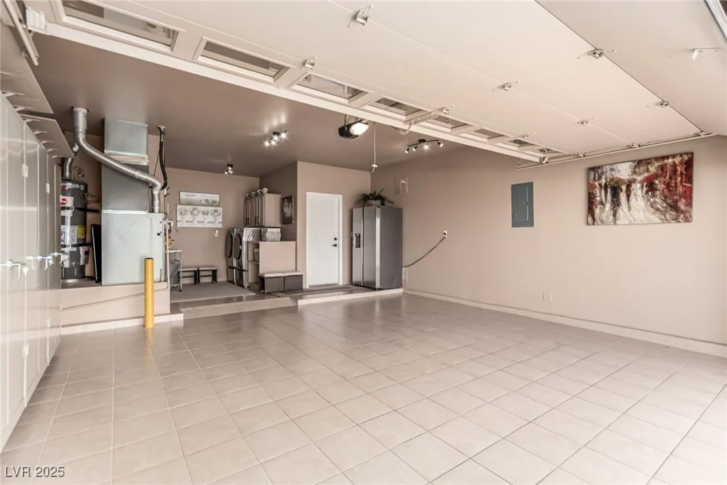 10713 Shoalhaven, Las Vegas, NV 89134