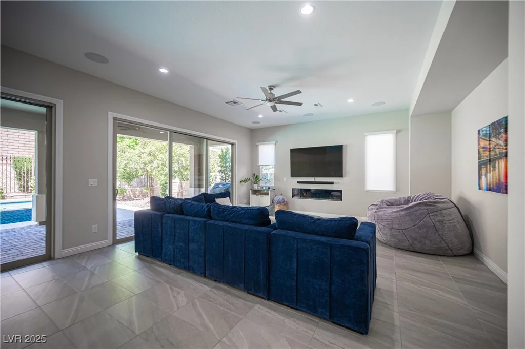 12018 Vento Forte, Las Vegas, NV 89138