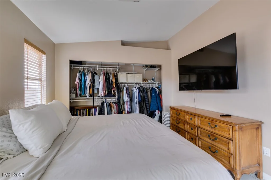 2595 Fort Lauderdale, Las Vegas, NV 89156