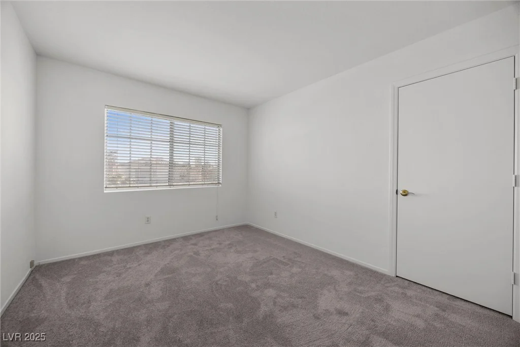 3425 Creek River, Las Vegas, NV 89129