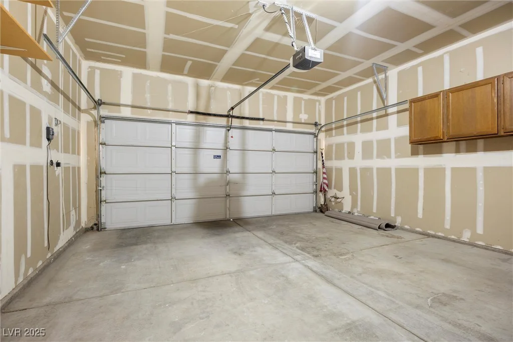 3425 Creek River, Las Vegas, NV 89129