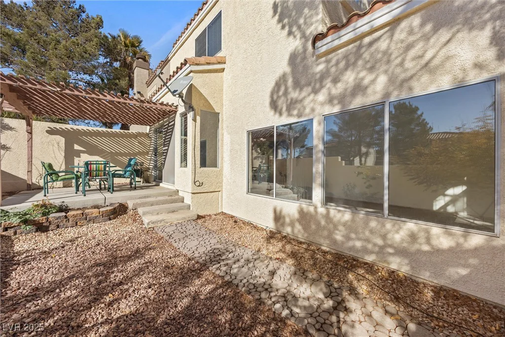 3425 Creek River, Las Vegas, NV 89129