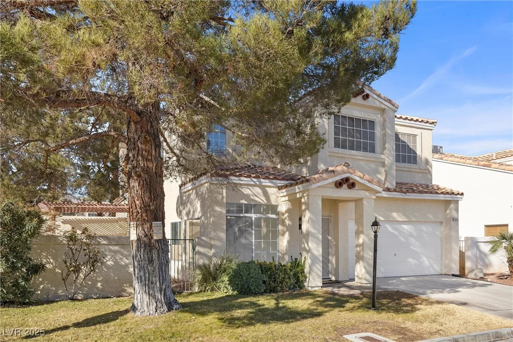 3425 Creek River, Las Vegas, NV 89129