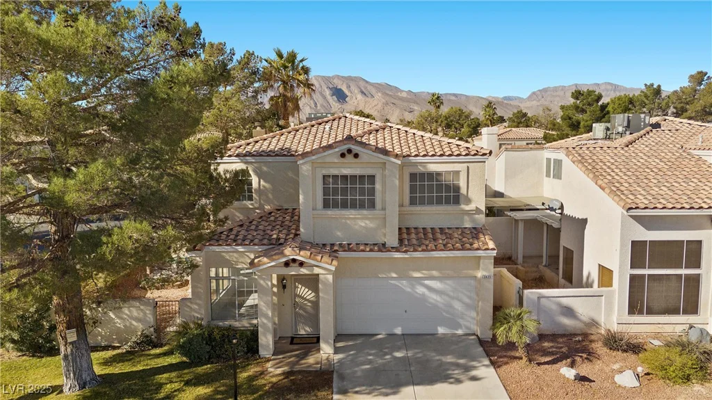 3425 Creek River, Las Vegas, NV 89129