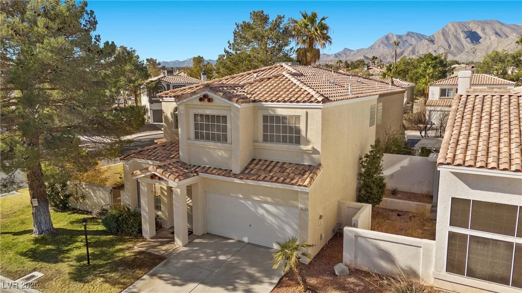 3425 Creek River, Las Vegas, NV 89129