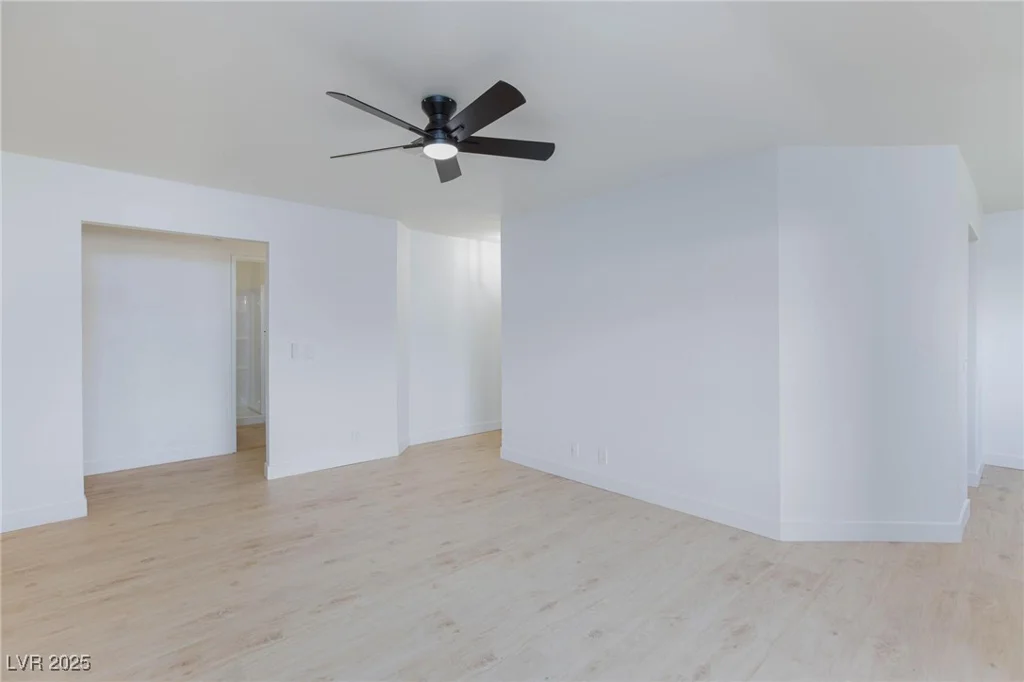 3151 Soaring Gulls, Las Vegas, NV 89128