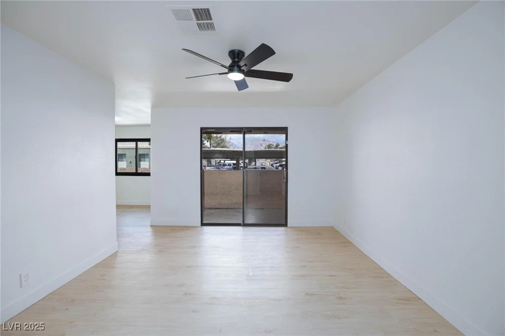 3151 Soaring Gulls, Las Vegas, NV 89128