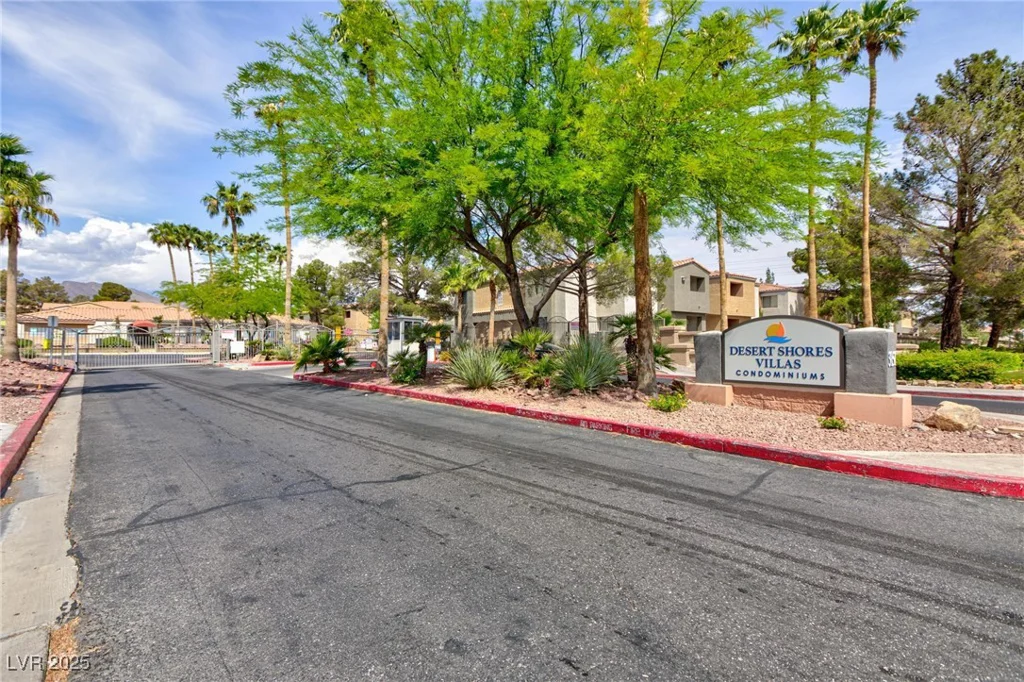 3151 Soaring Gulls, Las Vegas, NV 89128