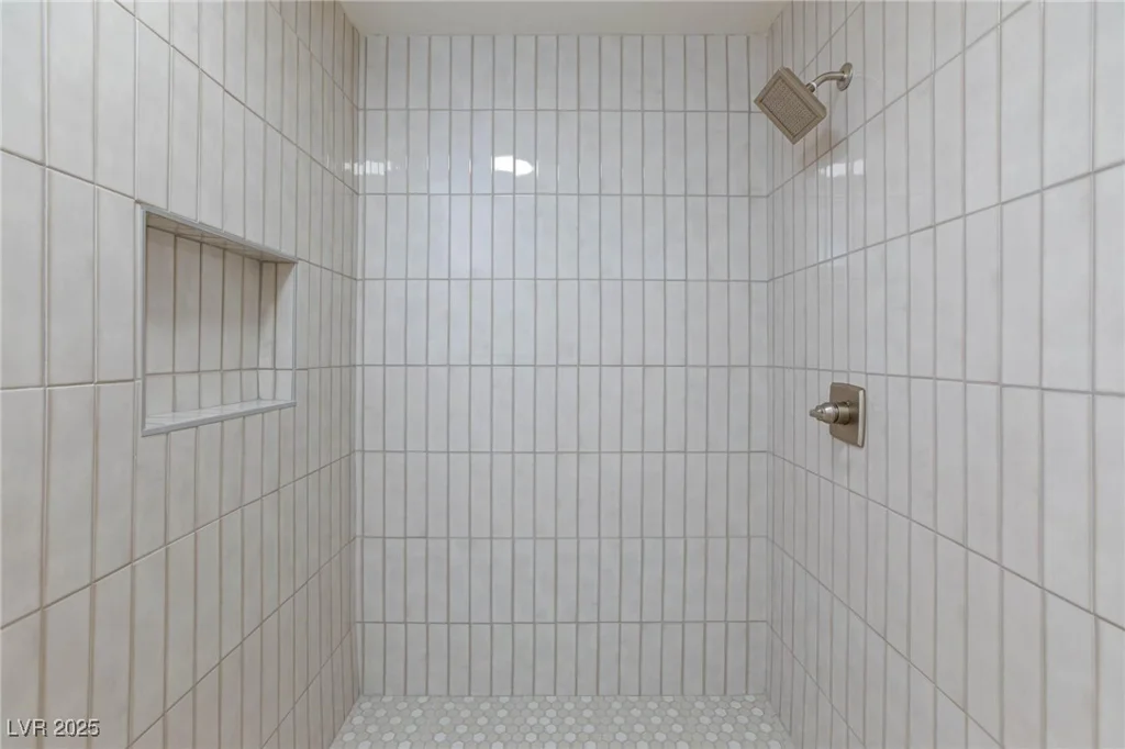 3151 Soaring Gulls, Las Vegas, NV 89128